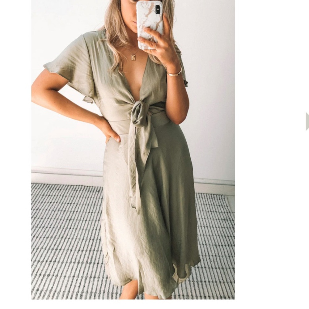 Esther & co bryla midi dress